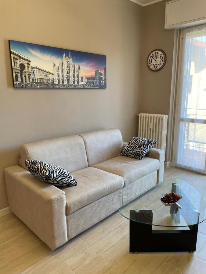 Casa Iris Apartment Rozzano Bagian luar foto