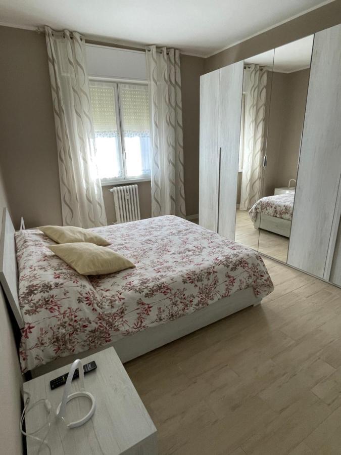 Casa Iris Apartment Rozzano Bagian luar foto