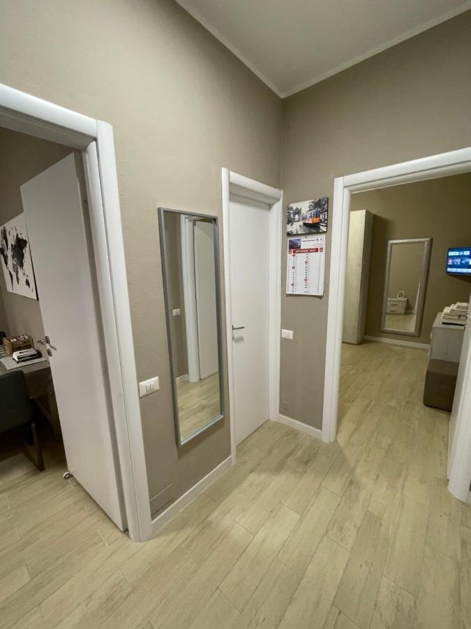 Casa Iris Apartment Rozzano Bagian luar foto